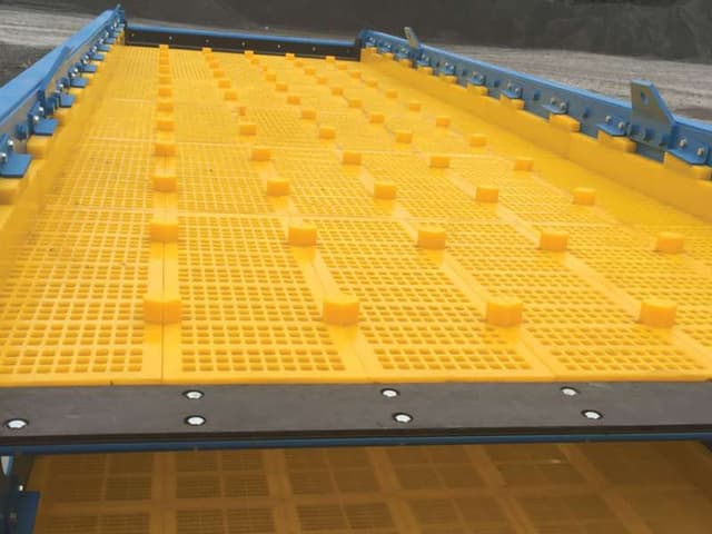 POLYURETHANE SCREEN PANEL image